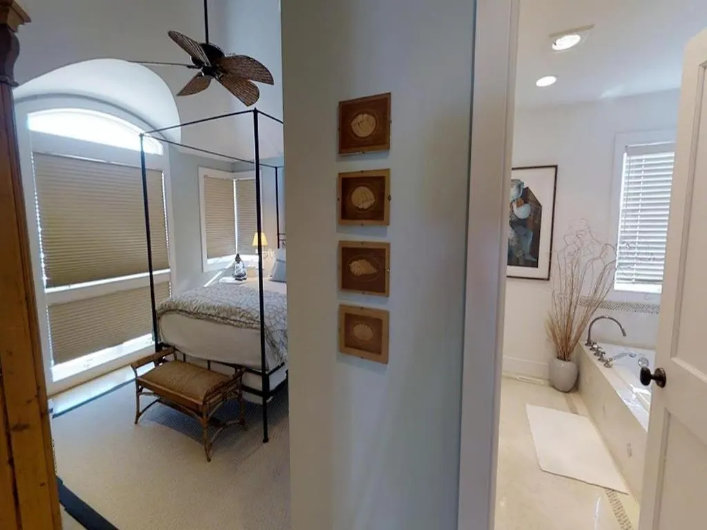 Pet Friendly, Single Family, Ocean Front, Elevator, Beach Badges, Wifi, Decks, Beach Chairs, Oceanview, Keurig, Jacuzzi-Jet Tub, O-S Shower, New York 0*,